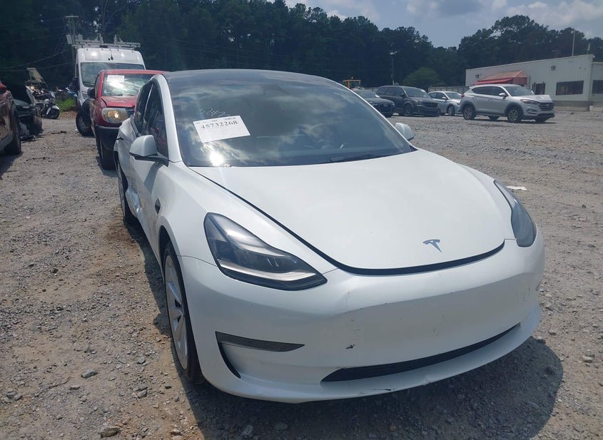 2023 Tesla Model 3 EL (VIN: 5YJ3E1EA7PF472200)