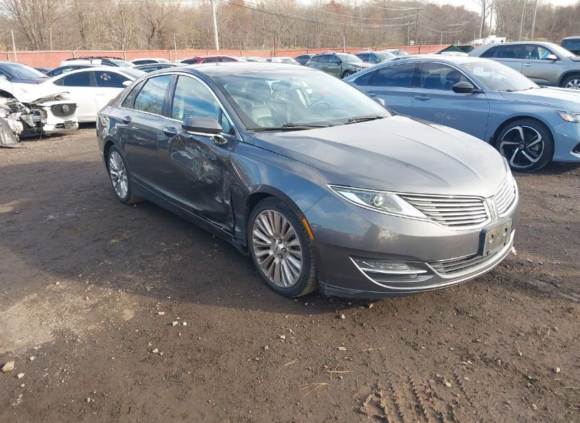 2016 LINCOLN MKZ photo