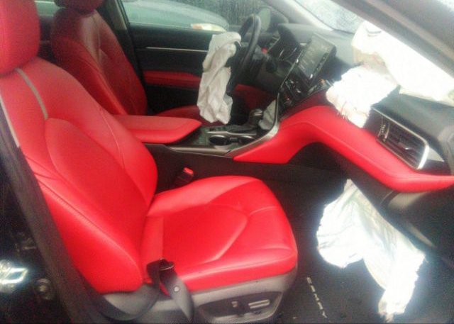 2021 TOYOTA CAMRY(VIN: 4T1K31AK9MU027018