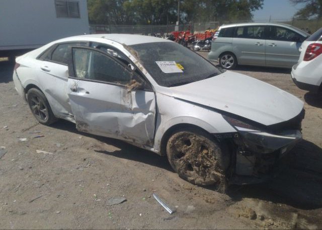 2022 HYUNDAI ELANTRA (VIN: 5NPLM4AGXNH056798)