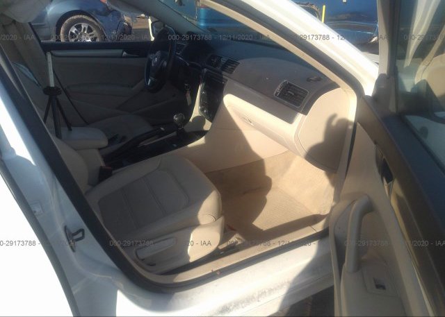 пригнать из сша 2014 VOLKSWAGEN PASSAT 1VWAT7A31EC036036