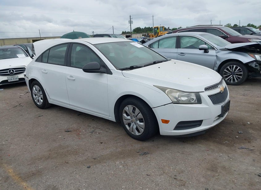 2013 Chevrolet Cruze 1.8L photo