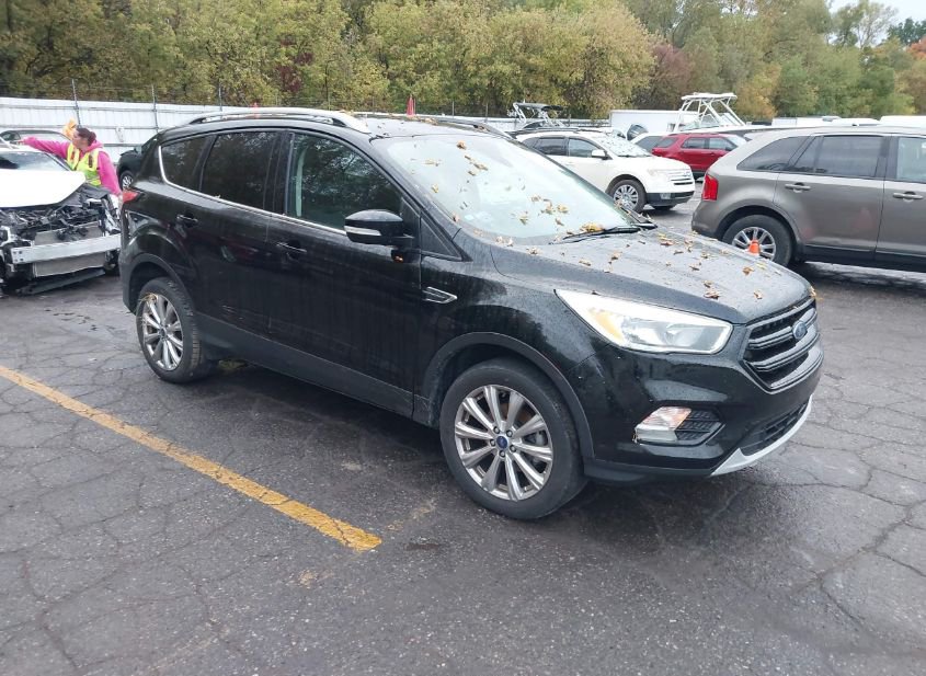 2017 FORD ESCAPE TITANIUM photo