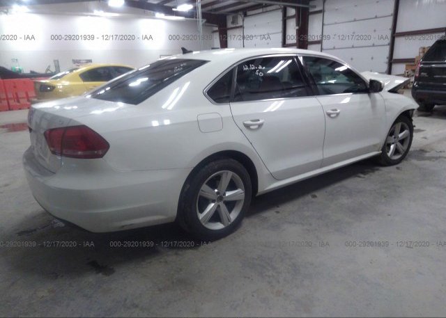 цена в сша 2013 VOLKSWAGEN PASSAT 1VWBP7A33DC062547