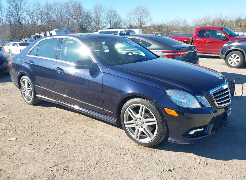 2011 MERCEDES-BENZ E 350 4MATIC photo