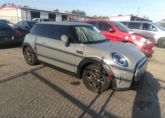 2023 MINI HARDTOP 2 DOOR (VIN: WMW33DH08P2S81525)