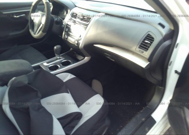 пригнать из сша 2015 NISSAN ALTIMA 1N4AL3AP0FN361920