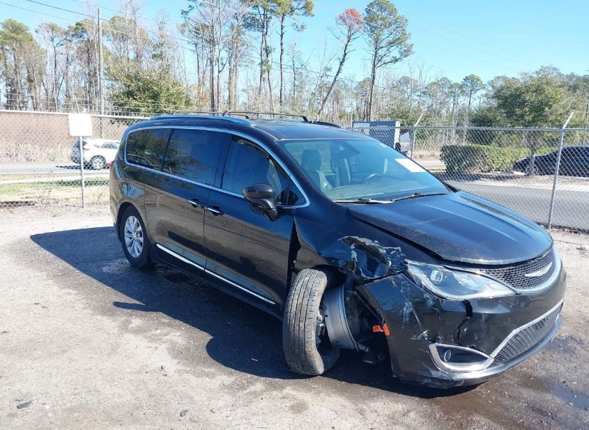 2018 Chrysler Pacifica 3.6L photo