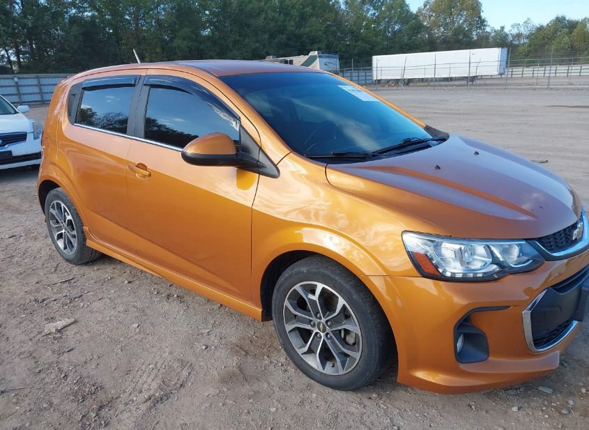 2017 Chevrolet Sonic 1.8L photo