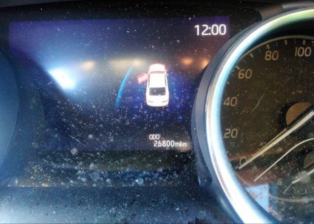 2021 TOYOTA CAMRY(VIN: 4T1C11BK2MU044705