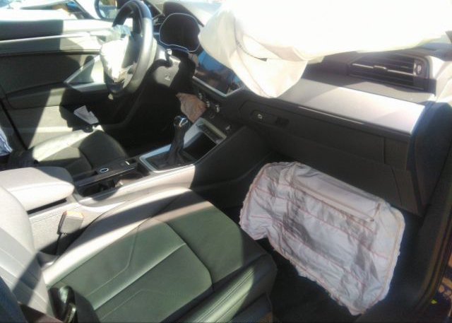 2021 AUDI Q3(VIN: WA1DECF36M1120725