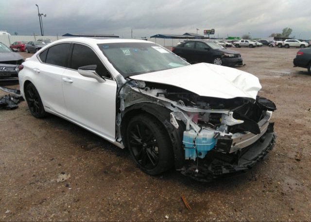 2022 LEXUS ES (VIN: 58AGA1C13NU019877)