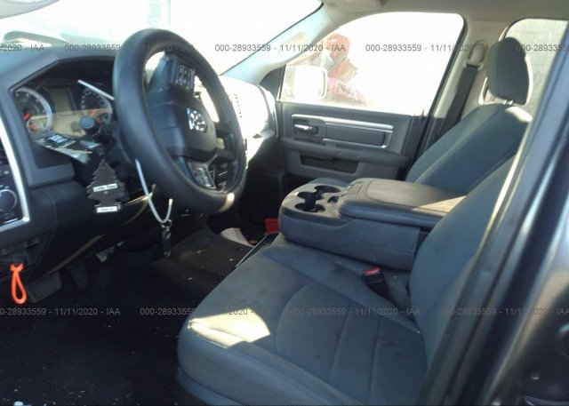пригнать из сша 2017 RAM 1500 1C6RR7TTXHS792192
