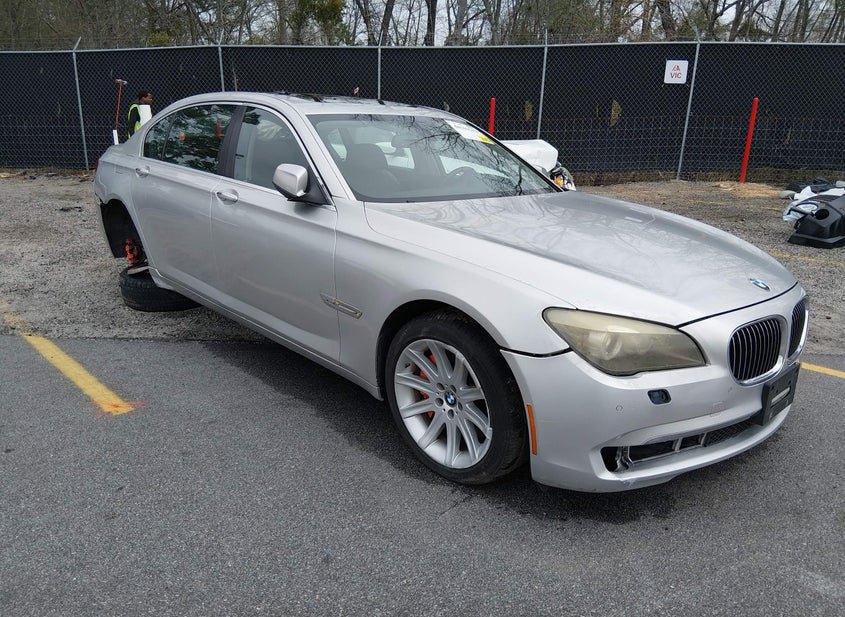 2011 BMW 750Li 4.4L photo