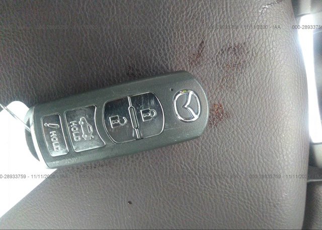 3MZBN1W38JM256710 2018 MAZDA MAZDA3 4-DOOR