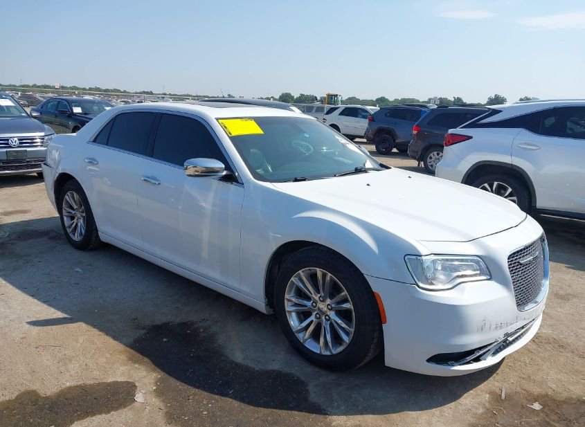 2015 CHRYSLER 300C photo