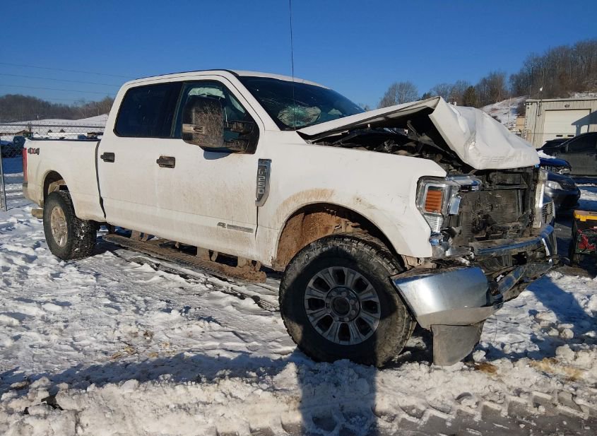 2020 Ford F-250 6.7L photo