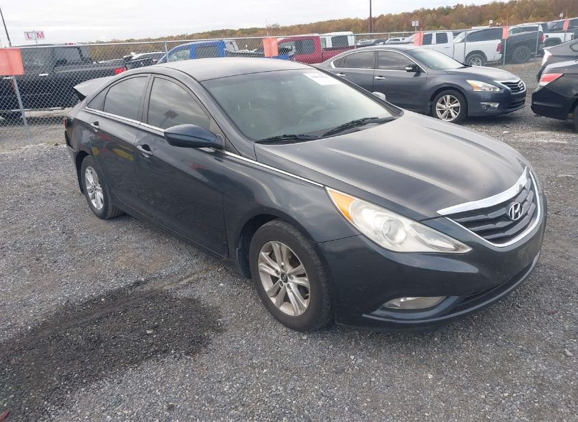 2013 HYUNDAI SONATA GLS photo