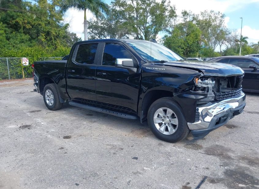 2019 CHEVROLET SILVERADO 1500 LT photo