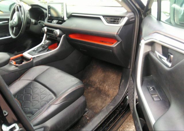2021 TOYOTA RAV4(VIN: 2T3J1RFV8MW178247