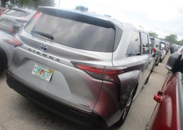 2022 TOYOTA SIENNA(VIN: 5TDKRKEC8NS101997