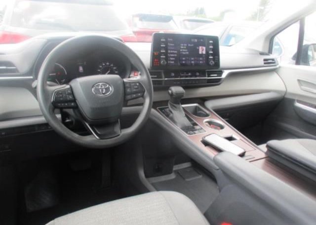 2022 TOYOTA SIENNA(VIN: 5TDKRKEC8NS101997