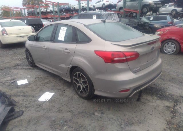купить 2015 FORD FOCUS 1FADP3F2XFL371557