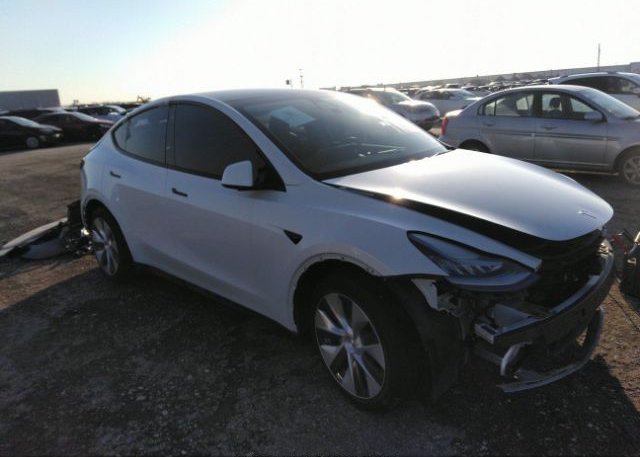 2021 TESLA MODEL Y (VIN: 5YJYGAED5MF136325)