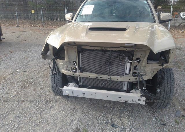 5TFSZ5AN2KX174796 2019 TOYOTA TACOMA 4WD