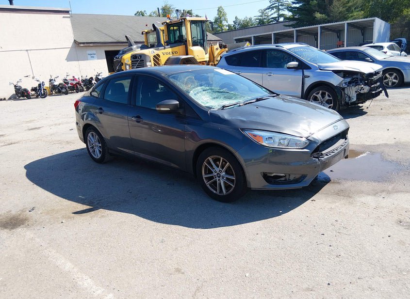 2016 Ford Focus 2.0L photo