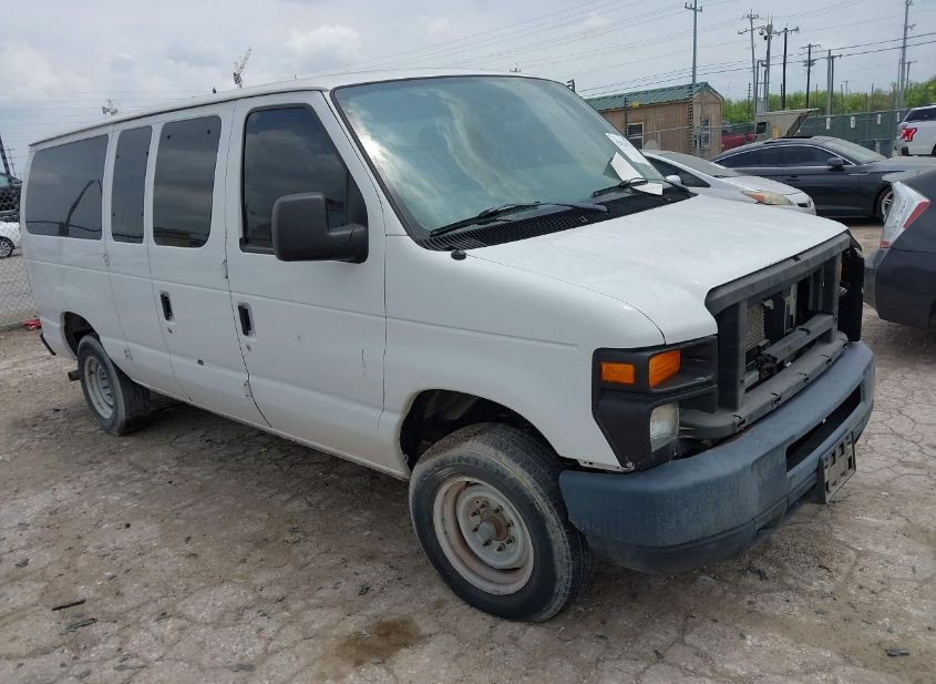 2013 FORD E-350 SUPER DUTY XL photo