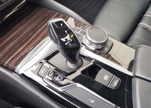 2020 BMW 5 SERIES VIN: WBAJR7C08LCD11807