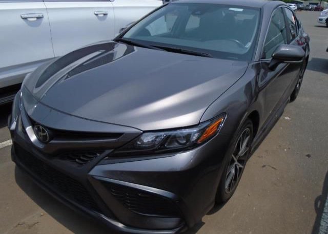 2022 TOYOTA CAMRY (VIN: 4T1G11AK6NU617674)