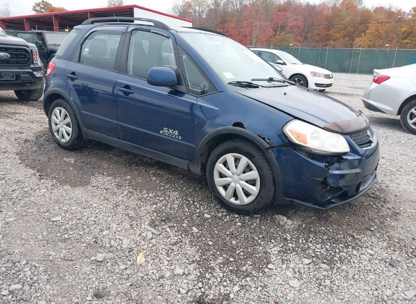 2011 SUZUKI SX4 PREMIUM/TECH VALU PKG (NAV) photo