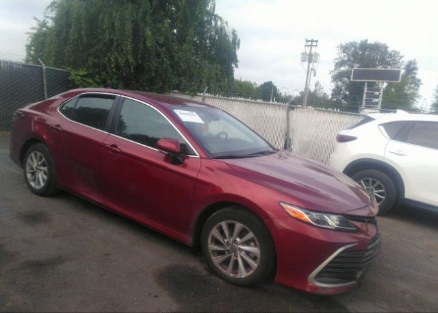 2021 TOYOTA CAMRY (VIN: 4T1C11BK1MU042007)