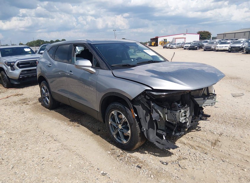 2025 Chevrolet Blazer 2.0L (VIN: 3GNKBHR41SS192152)