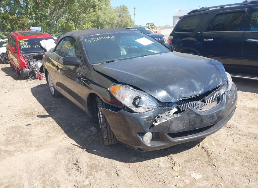 2005 TOYOTA CAMRY SOLARA SLE photo