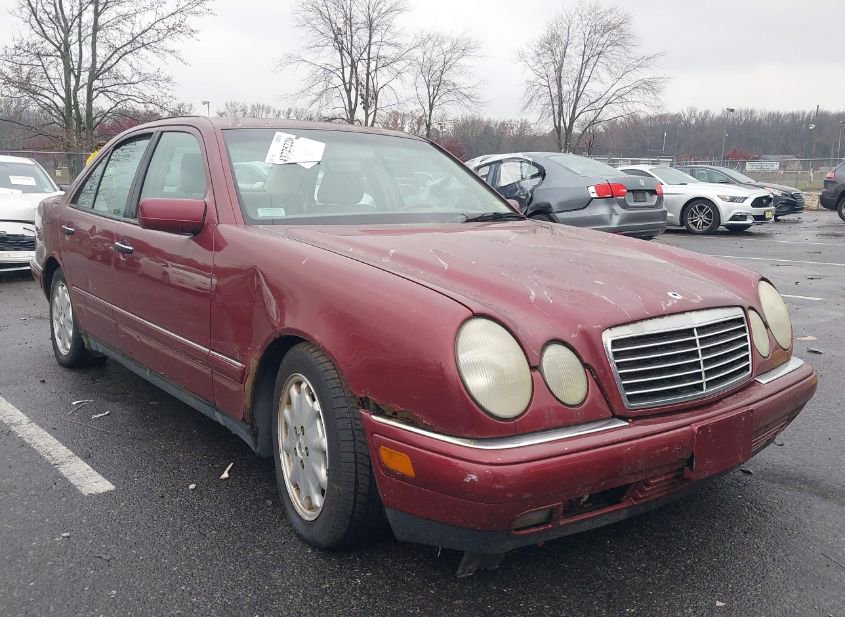 1999 MERCEDES-BENZ E 320 photo