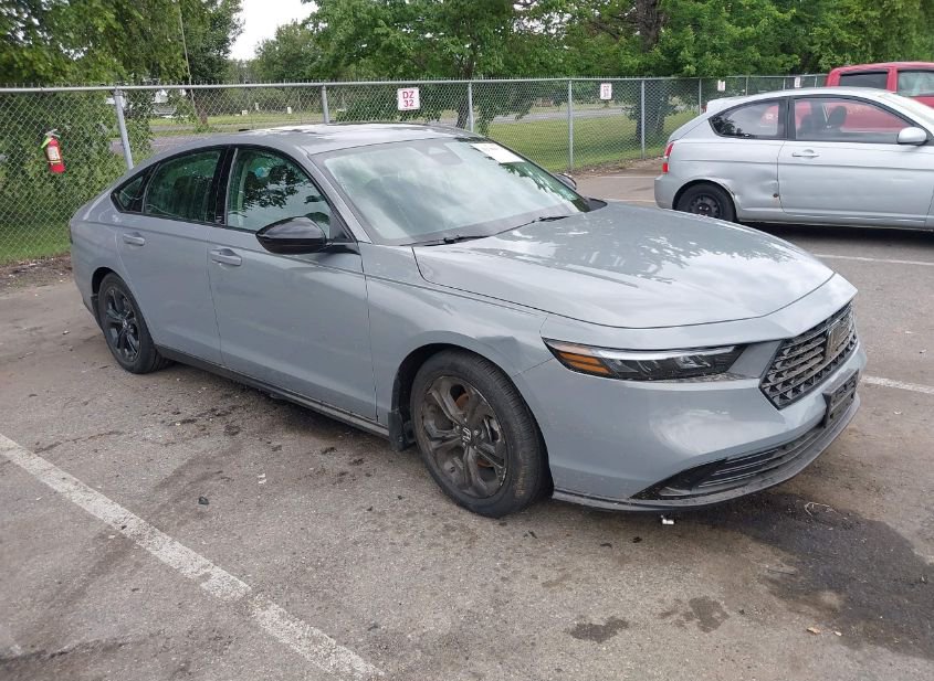 2025 HONDA ACCORD SE photo