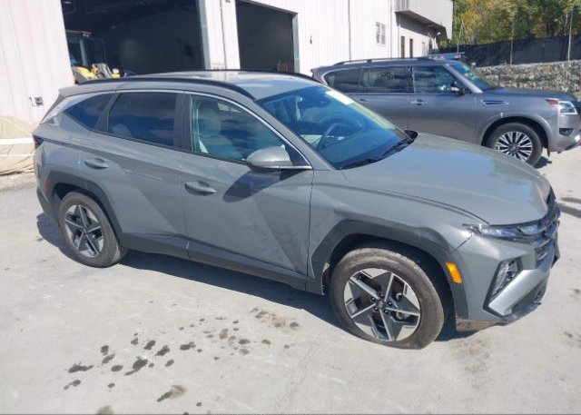 2025 HYUNDAI TUCSON SEL (VIN: 5NMJBCDEXSH438761)