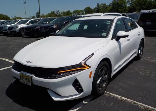 2022 KIA K5 (VIN: 5XXG14J27NG148302)