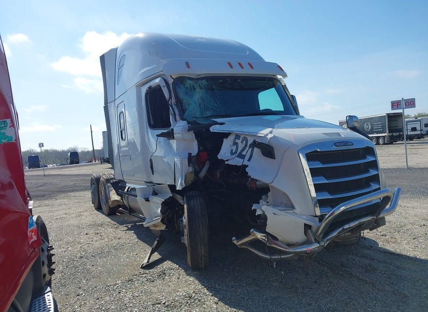 2024 Freightliner New Cascadia 126 photo