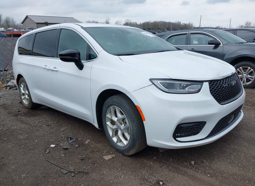 2025 Chrysler Pacifica 3.6L photo