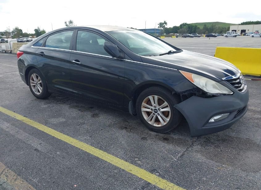 2013 HYUNDAI SONATA GLS photo
