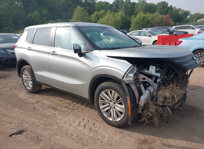 2023 Mitsubishi Outlander 2.5L (VIN: JA4J3TA87PZ028170)