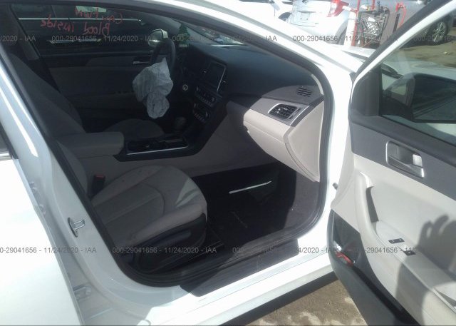пригнать из сша 2018 HYUNDAI SONATA 5NPE24AF6JH602710