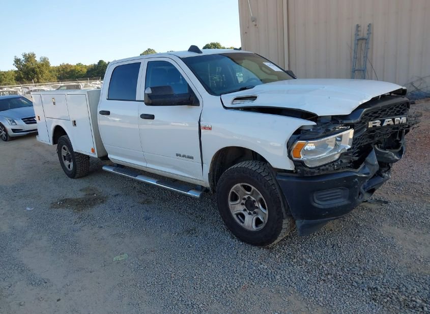 2019 RAM 2500 TRADESMAN  4X4 8' BOX photo