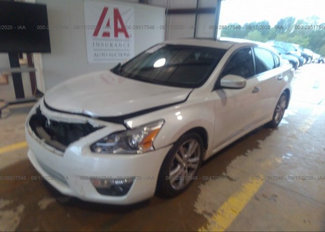 из сша 2013 NISSAN ALTIMA 1N4BL3AP5DC231645