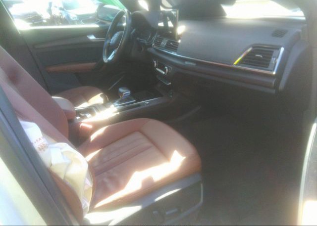 2021 AUDI Q5(VIN: WA1AAAFYXM2032155