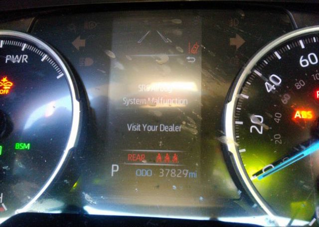 2021 TOYOTA RAV4(VIN: 4T3MWRFV0MU016806